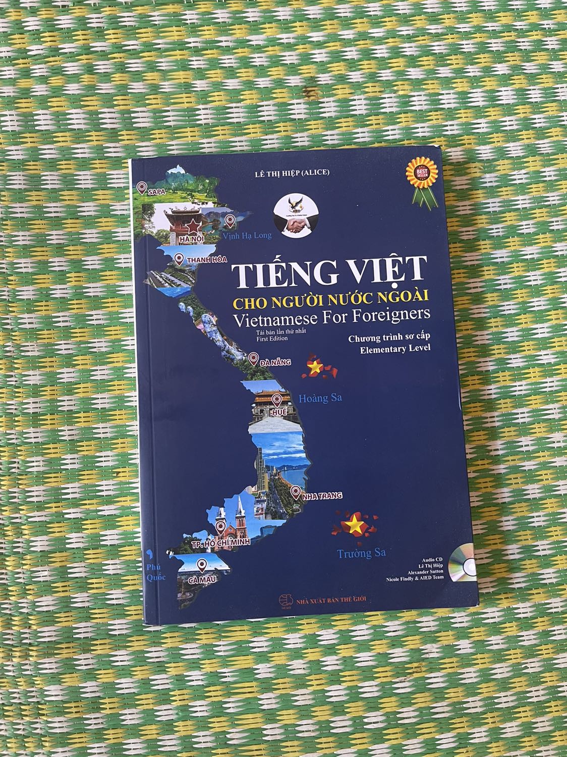 Ảnh shipper ới anh shipper ơi. Giao hàng rất ok. 
Sách độc đáo, đẹp nội dung rất phù hợp cho người mới bắt đầu . Đặc biệt sếp của mình . Cảm ơn anh shipper & shop à na