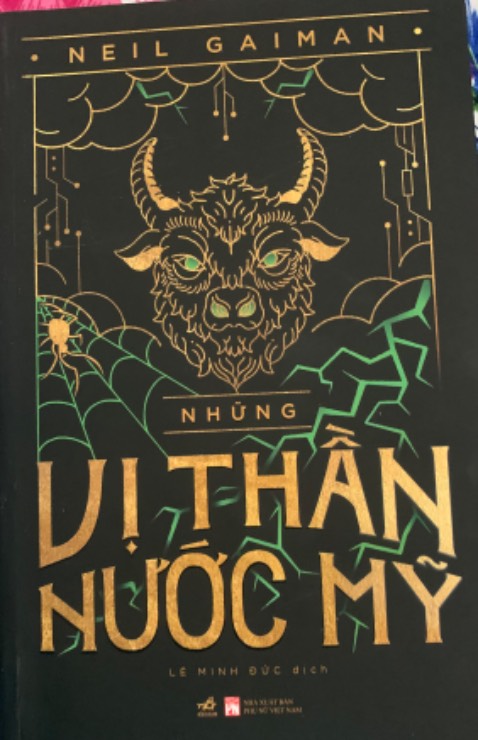 Sách hay, lôi cuốn, thú vị và còn hấp dẫn nữa, sách in sắc nét, đẹp, chất lượng, một điểm trừ là sách dày vậy mà không có 1 bookmark kèm theo. Mất gì mà nhà xuất bản không làm 1 bookmark kèm theo sách để độc giả đọc sách còn đánh dấu trang.