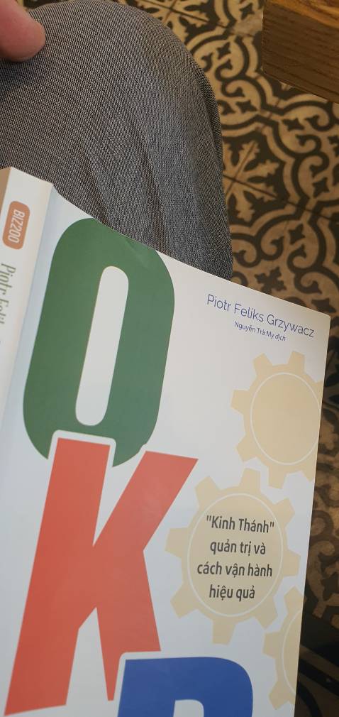 Sách hay, dễ tiếp cận, giao hàng nhanh chóng, thân thiện. Nên mua.