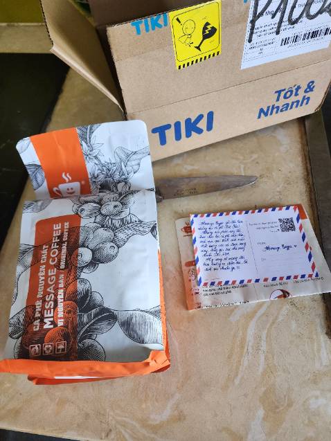 Lần thứ 3 quay lại mua. Cà phê pha ra nước trong, rất thơm. Shop biết cách truyền thông SP chất lượng tới KH. Chúc shop ngày càng phát triển