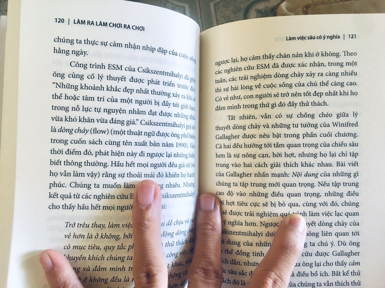 Một quyển sách mà bạn nên mua vì:

Về chất lượng sách:
- bìa mềm, giấy tốt
- nội dung rất hay về cách làm việc. Nói về việc tại sao, cũng như hướng dẫn làm việc sâu là như thế nào.
- mình rất *** về phong cách làm việc này

Về tiki:
- giao nhanh, trước hẹn
- phí giao rẻ
- sách nhận còn mới nguyên vẹn, đẹp
- bookcare bọc sách rất cẩn thận, đẹp