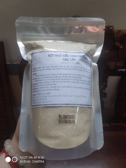 Mua hàng của shop nhiều rồi nhưng lần này mới thử bột ngũ cốc dinh dưỡng của shop. Mình ưng nhất là sản phẩm không dùng chất bảo quản, không dùng nguyên liệu biến đổi gen, vì nguyên nhân này nên mới mua thử. Không thất vọng với chất lượng sản phẩm nha mọi người, bột thơm mùi đậu y như thông tin shop cung cấp, có vảy ngũ cốc ngon lắm. Nói thiệt là khác hẳn so với các loại bột ngũ cốc dinh dưỡng trên thị trường, uống chỉ toàn nghe mùi đường và vani không thôi. Cả nhà mình đều dùng và rất thích, nhất là bé nhà mình và mẹ mình. Sẽ tiếp tục ủng hộ shop.