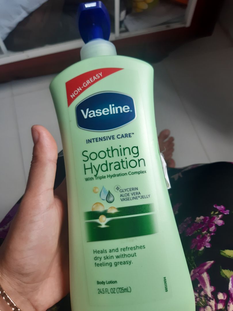 sản phẩm tốt mình xài hết 1 chai,nên rinh thêm em. shop đóng hàng cẩn thận, em shiper giao hàng nhiệt tình. cho shop 5 sao