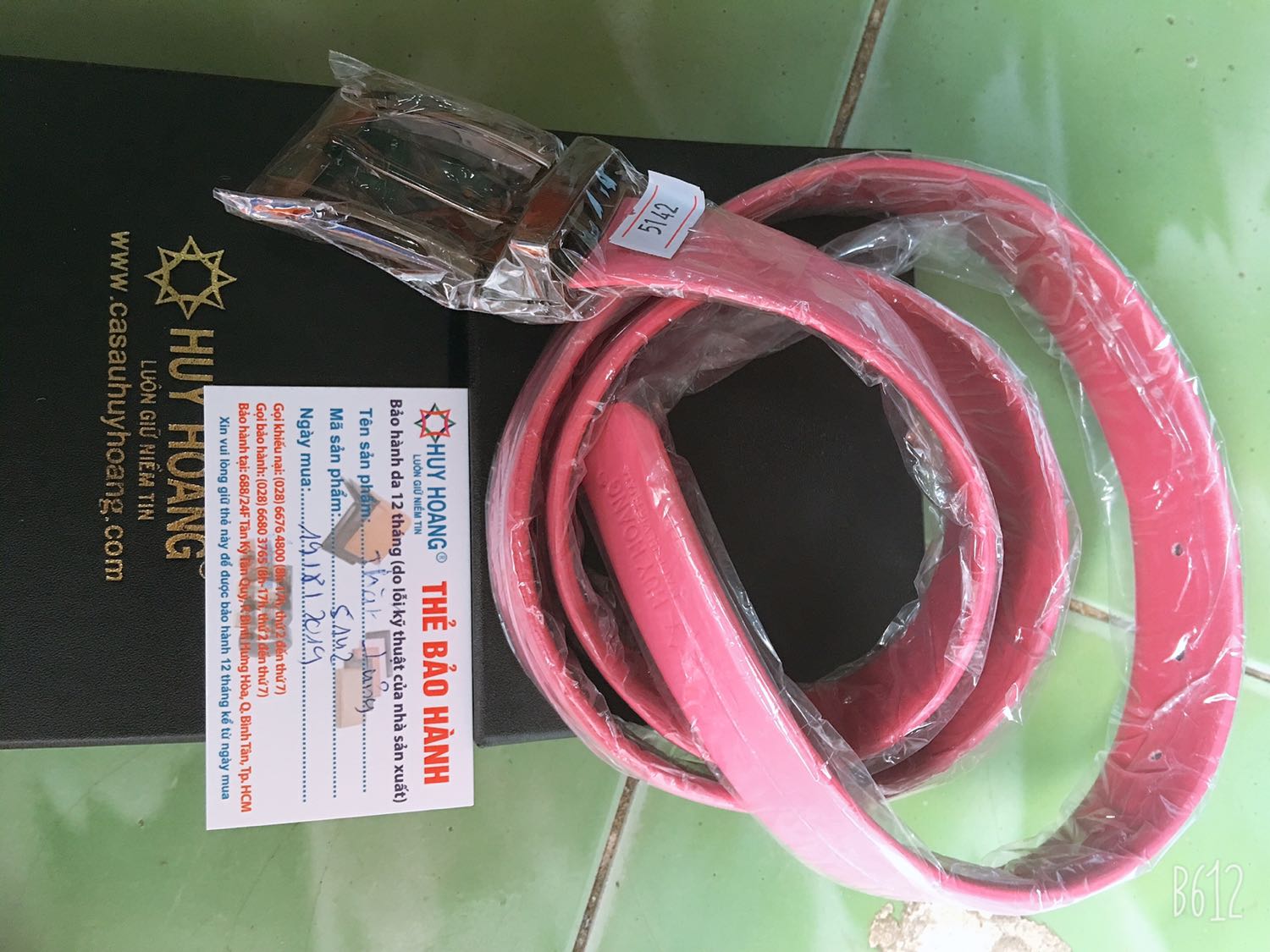 Thắt lưng OK màu rất đẹp có thẻ bảo hành đóng hộp kĩ càng rất đáng tin cậy