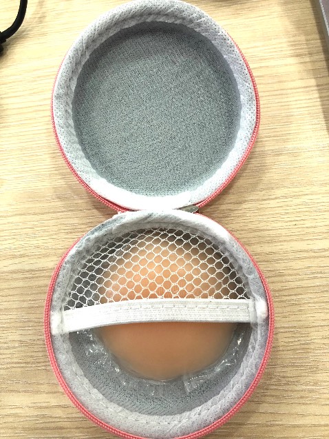 Ôm ngực tốt quá nè, miếng dán chắc chắn, giao nhanh, đẹp