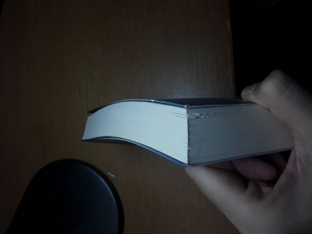 - Tiki giao hàng rất nhanh 
- Lần này việc bảo quản sách làm mình rất thất vọng, sách bẩn, cong, bị quăn mép. Mình mua sách này đi tặng bạn mà bâyh sách bẩn như thế này thì kh dám tặng ;-;. Hi vọng lần sau Tiki bảo quản sách tốt hơn