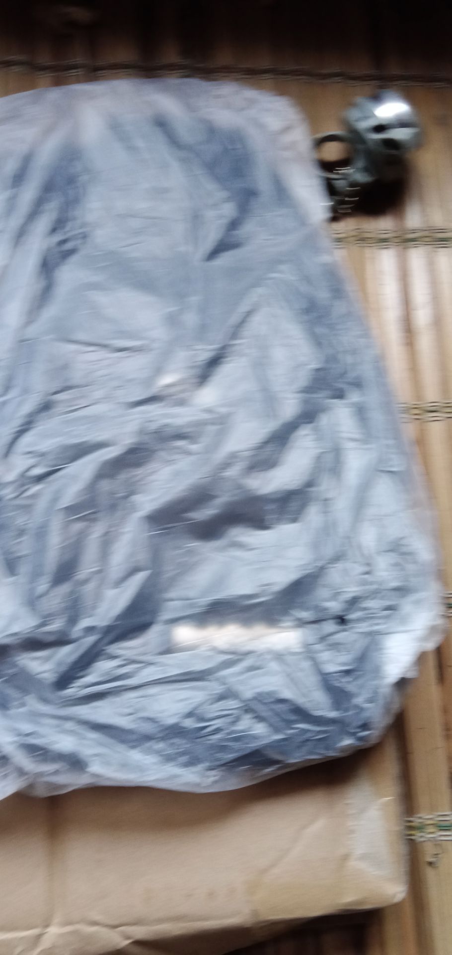 nó hơi bị nhăn với ko đều chỉ