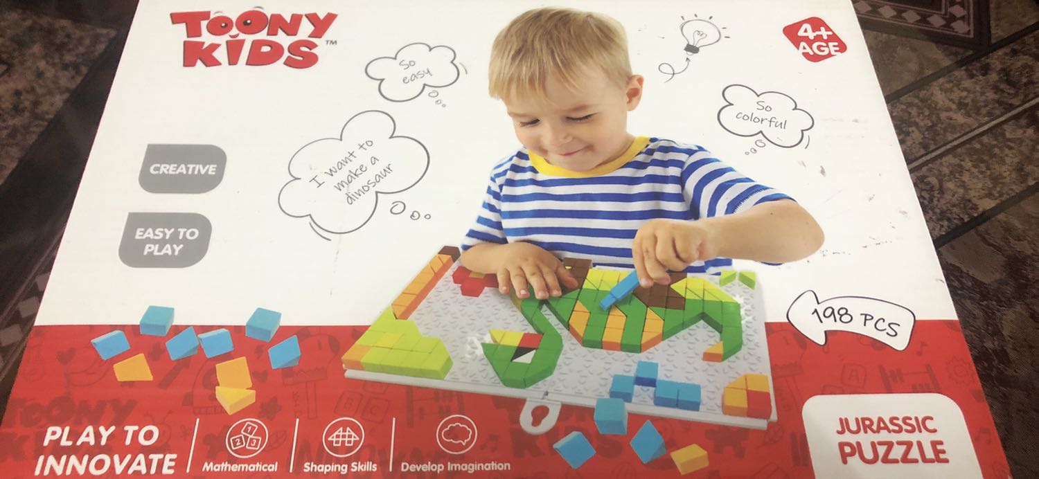 Hàng New
Thiết kế đẹp 
Nên mua về cho các con em nhỏ chơi ?