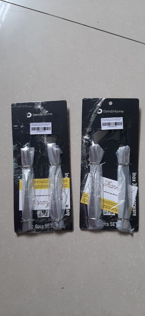 sản phẩm chất lượng, nĩa cầm tay chắc chắn, inox 304 sáng đẹp, anh nhân viên giao hàng rất thân thiện. Chất lượng 5 sao cho sp và nhà bán hàng. Cảm ơn Tiki nhiều nhé!