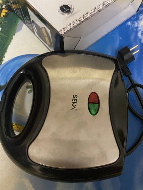 Nhận hàng ưng lắm luôn, shop giao hàng siêu nhan, nhân viên nhiệt tình, shiper vui tính. Máy đẹp y hình nên mua ạ