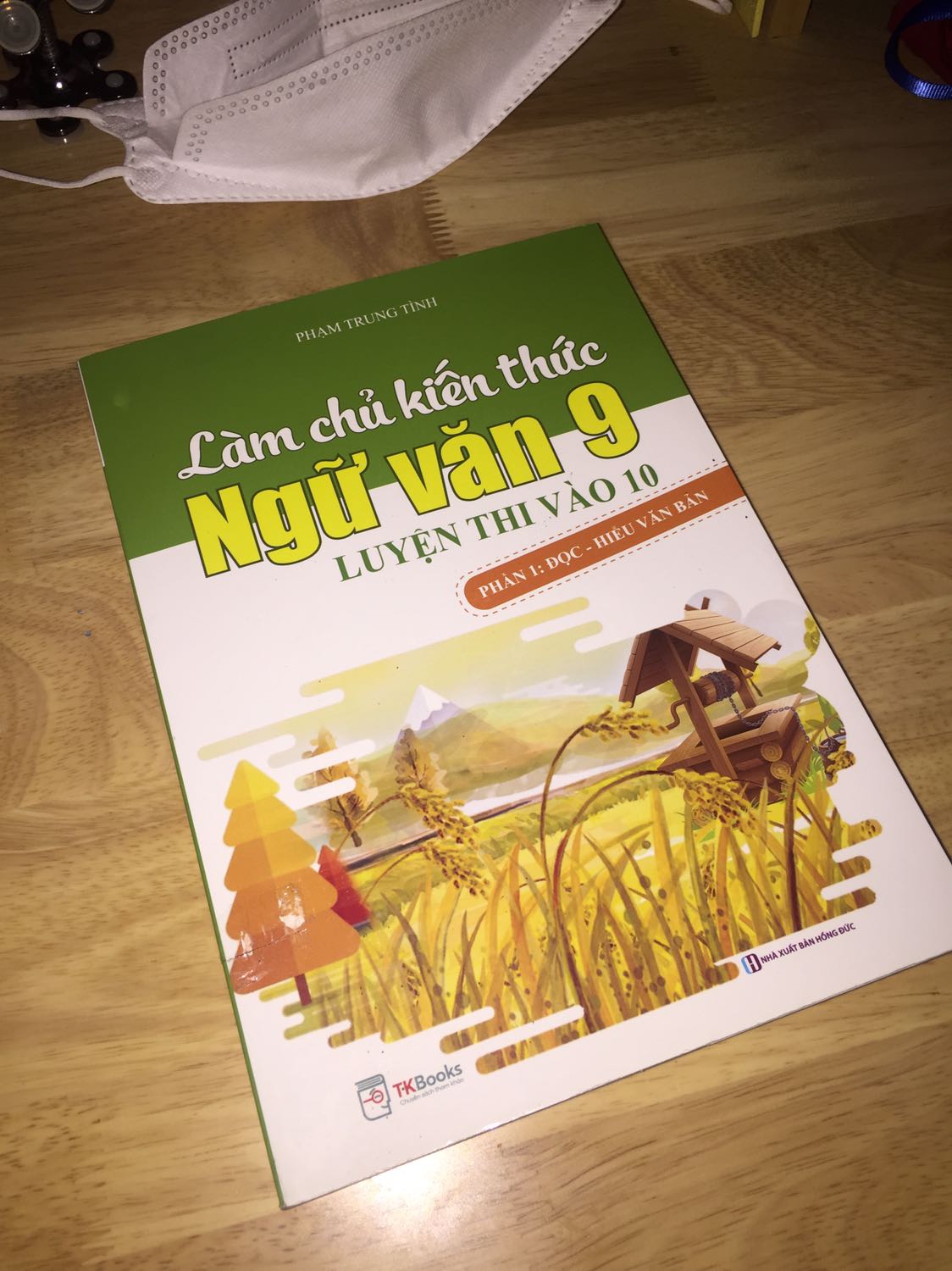 Mình thấy sách ổn, bao hàm được đầy đủ kiến thức ngữ văn của lớp 9. Đặc biệt là giao hàng siêu nhanh