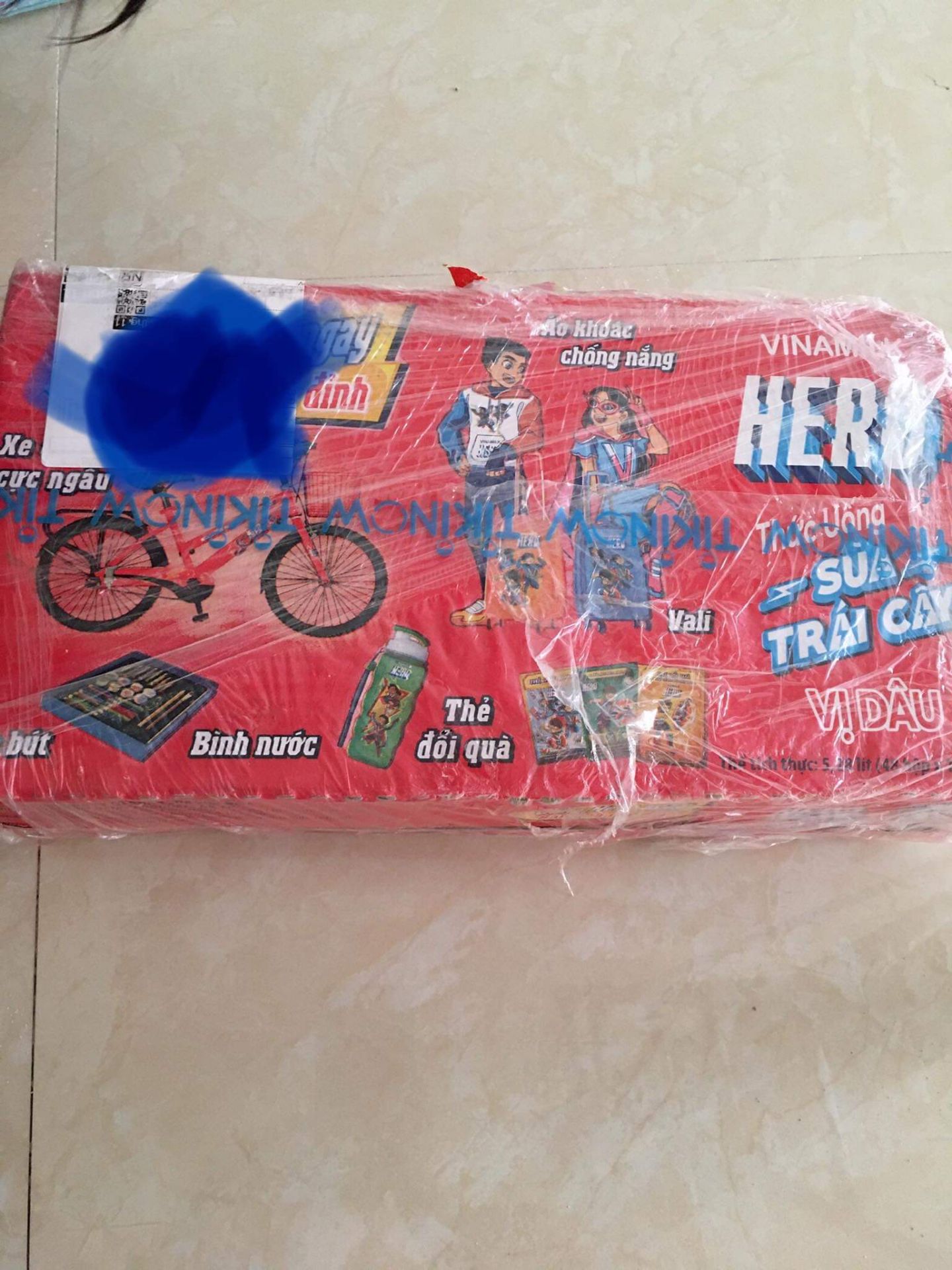 Sữa về nhanh không tưởn mọi người ạ. thùng nguyên đai,nguyên kiện. Hạn sử dụng xa. bé con nha mình thích lắm. sữa ngon mà. 
nhân viên giao hàng thân thiện, nhanh chóng, dễ tính.
sẽ tiép tục tin dùng app Tiki