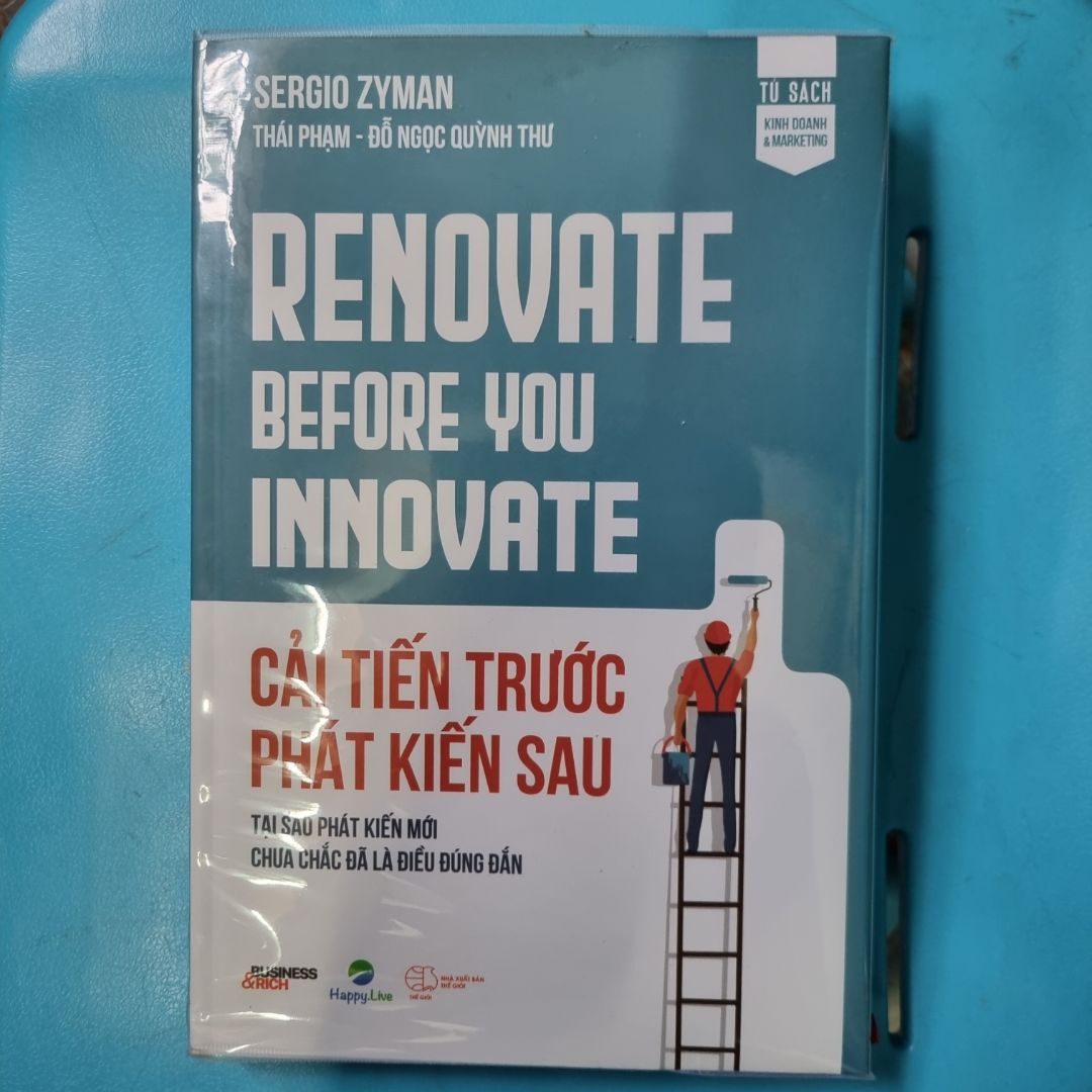 Mua sách happy live về trưng kệ trước rồi đọc sau. Đã có đủ bộ 3 siêu phẩm.