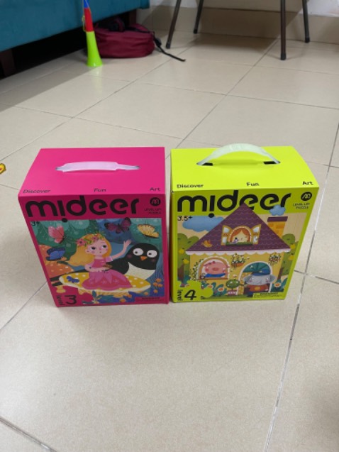 Nhờ shop kiểm tra lại vì mình đặt 03 hộp level 2,3,4 nhưng chỉ nhận được 02 hộp level 3,4