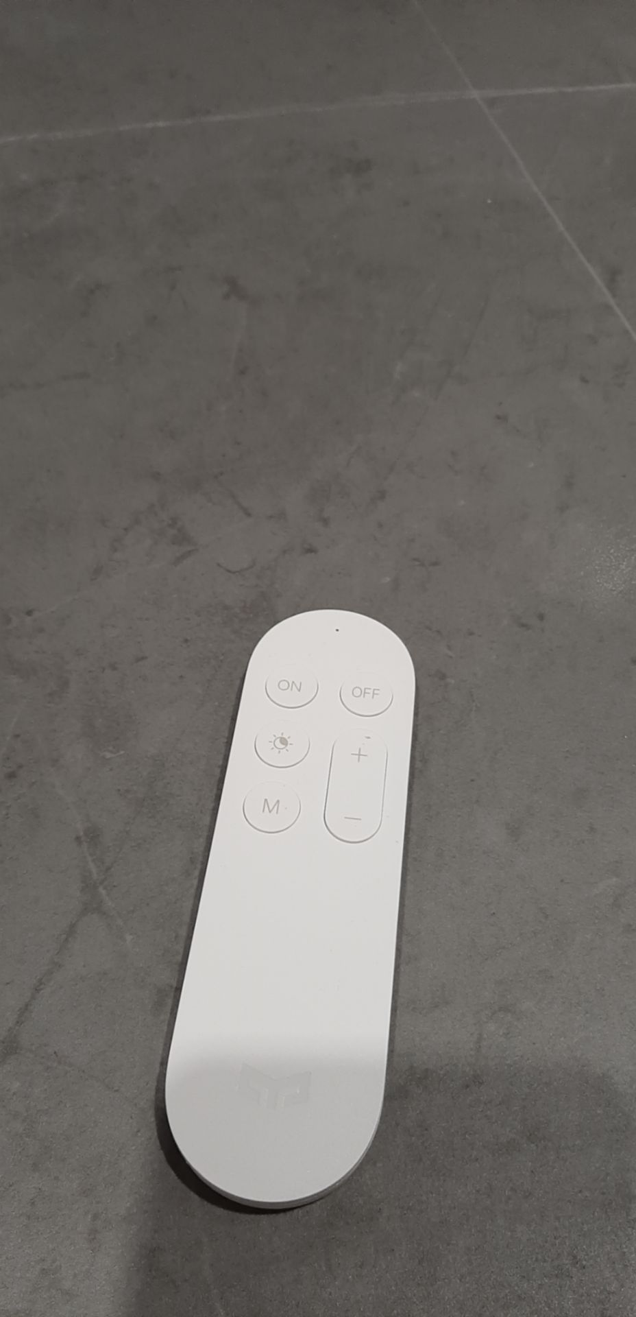 Không nói về chất lượng sản phẩm. Yeelight official store rất chuyên nghiệp. Phản hồi và hỗ trợ rất nhanh.