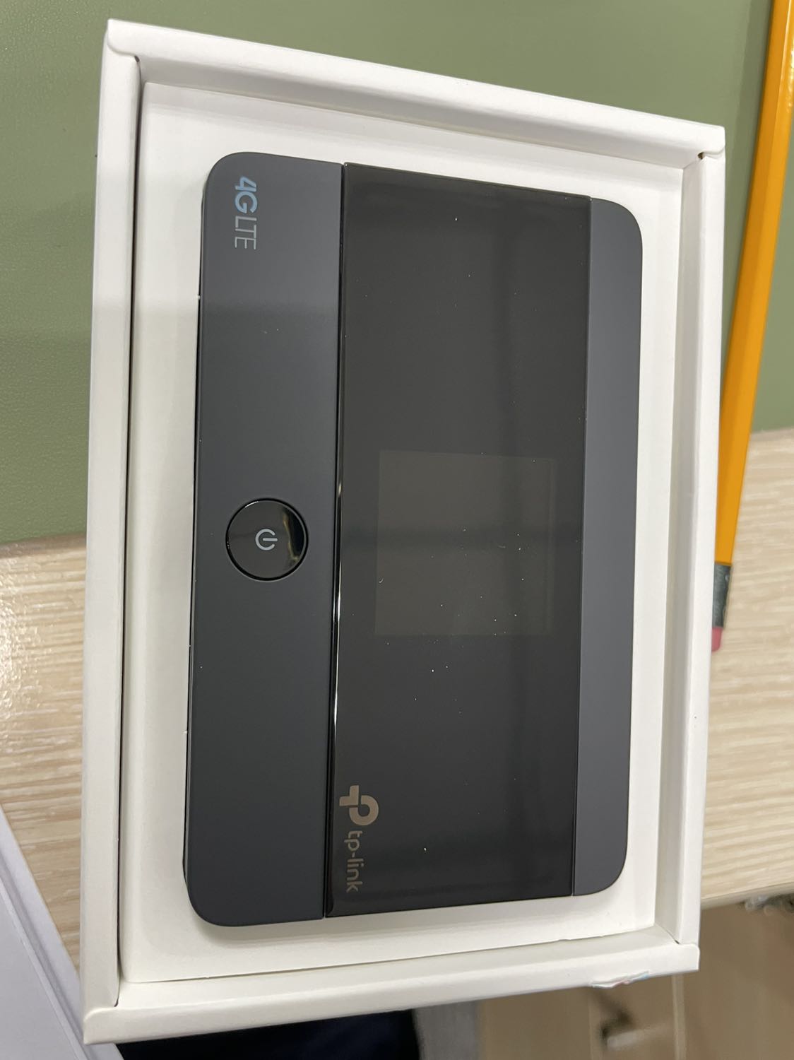 Sản phẩm tốt, dễ sử dụng nhưng khi mua về pin còn đầy nên mình Ko cắm sạc, đến lúc cắm sạc thì chốt sạc lỏng Ko vào pin, cắm ra cắm vào 1 lúc rớt luôn chốt sạc vào bên trong. Hỏi tiki Ko hỗ trợ, bảo phải mang ra trung tâm của hãng để sửa… mà lỗi sạc Ko vào là do chốt sạc lỏng từ trước. Khách hàng không nhận được hỗ trợ gì. Không cho đổi không cho trả cũng không cho bảo hành. Mua tiki nhiều rồi luôn có trải nghiệm tốt nhưng lần này thật sự không hài lòng Sản phẩm tốt, dễ sử dụng nhưng khi mua về pin còn đầy nên mình Ko cắm sạc, đến lúc cắm sạc thì chốt sạc lỏng Ko vào pin, cắm ra cắm vào 1 lúc rớt luôn chốt sạc vào bên trong. Hỏi tiki Ko hỗ trợ, bảo phải mang ra trung tâm của hãng để sửa… mà lỗi sạc Ko vào là do chốt sạc lỏng từ trước. Khách hàng không nhận được hỗ trợ gì. Không cho đổi không cho trả cũng không cho bảo hành. Mua tiki nhiều rồi luôn có trải nghiệm tốt nhưng lần này thật sự không hài lòng