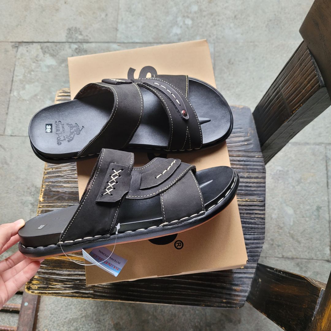 Mua hàng SUNPOLO thì luôn yên tâm về chất lượng và dịch vụ. Đã mua trên 3 món ở shop mà chưa lần nào thất vọng 👍mẫu mã đang trẻ hóa hơn 2 năm về trước