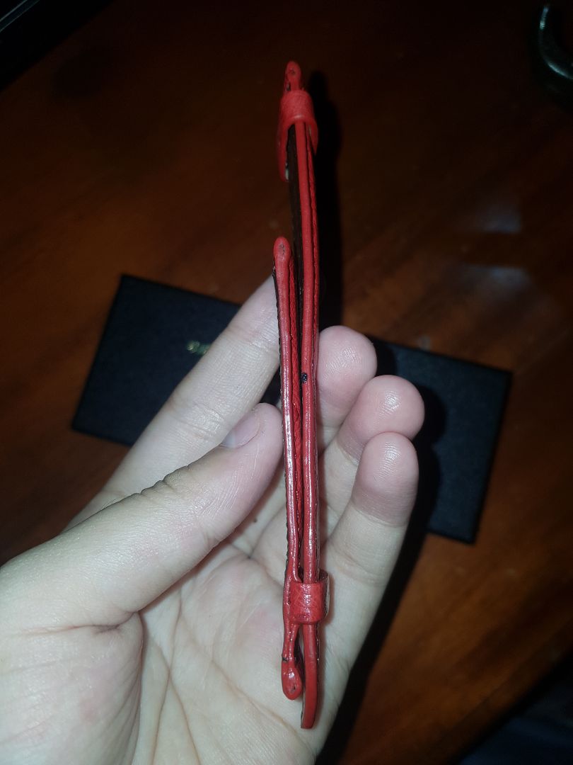 mình đã mua hàng bên bạn này trông rất tệ mình cần lời từ shop nhiều vết bị đốt và nhiều lớp bị keo trong rất kinh khủng keo rất dỏm mình bỏ tiền ra mua mà shop giao mình hàng như vậy thì mình khuyên mọi người đừng nên mua và mình sẽ không bao giờ mua ở shop này thêm 1 lần nào nữa