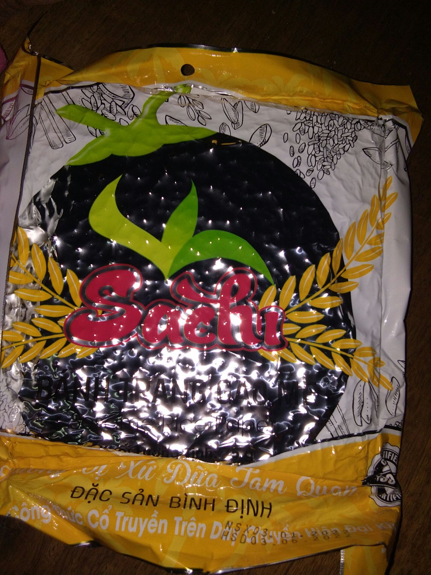 sản phẩm này ăn  rất ngon, Shop dong gói và giao hàng cũng rất nhanh