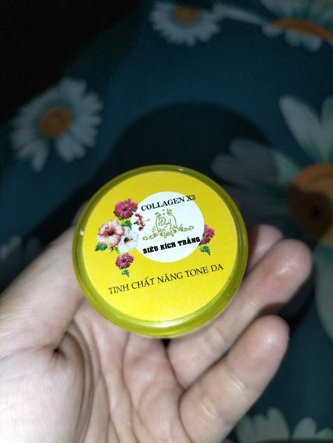 Giao hàng nhanh, mới Sài có 1 tuần mà da trắng mịn, còn thơm nữa, rất hài lòng