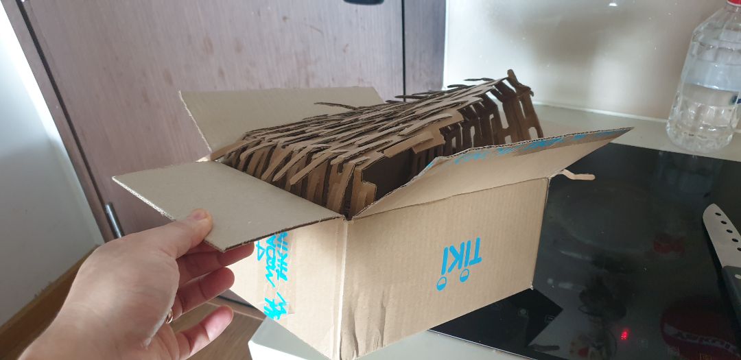 Sản phẩm tốt, chính hãng.
Tiki đóng gói good. Thích nhất là cách dùng bìa catton cắt tạo độ phồng để thay thế xốp cho những mặt hàng công nghệ. Vừa tiết kiệm vừa bảo vệ môi trường. Cảm ơn tiki nhé