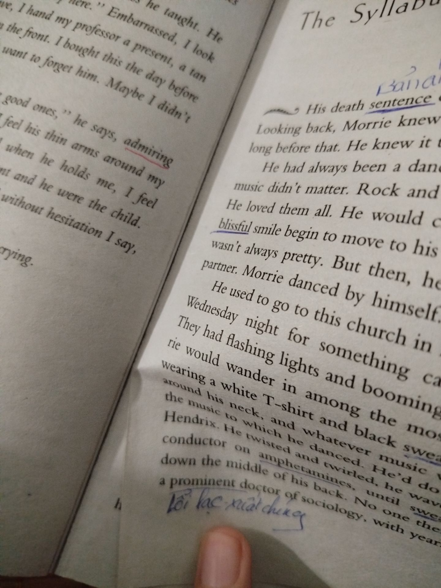 Sách hay lắm. Nhưng chất liệu sách hơi tệ so với các sách khác. Hi vọng fahasha có thể xem xét lại vấn đề này.