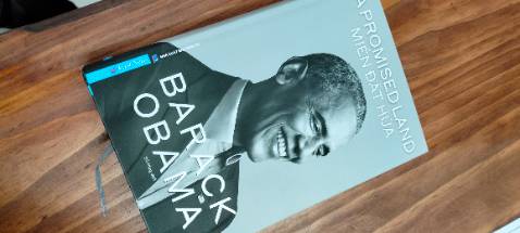 Giao sai sách, trong đơn hàng có một cuốn sách đắt nhất lại không giao. Không hiểu làm ăn kiểu gì vậy??