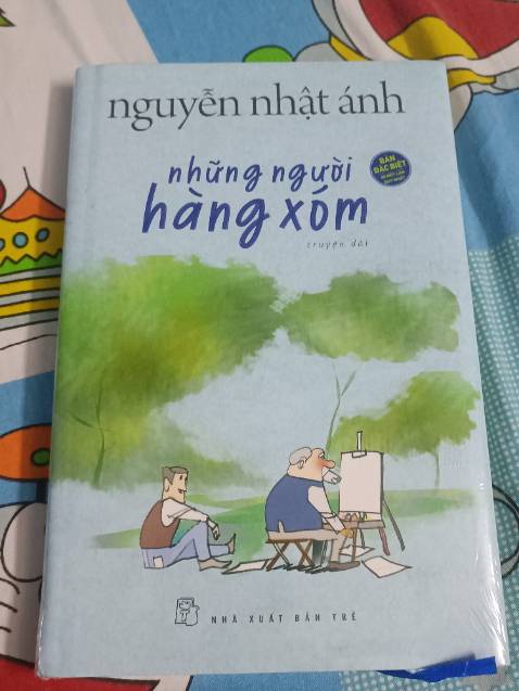 Seal có bị rách và phần gáy sách bị biến dạng