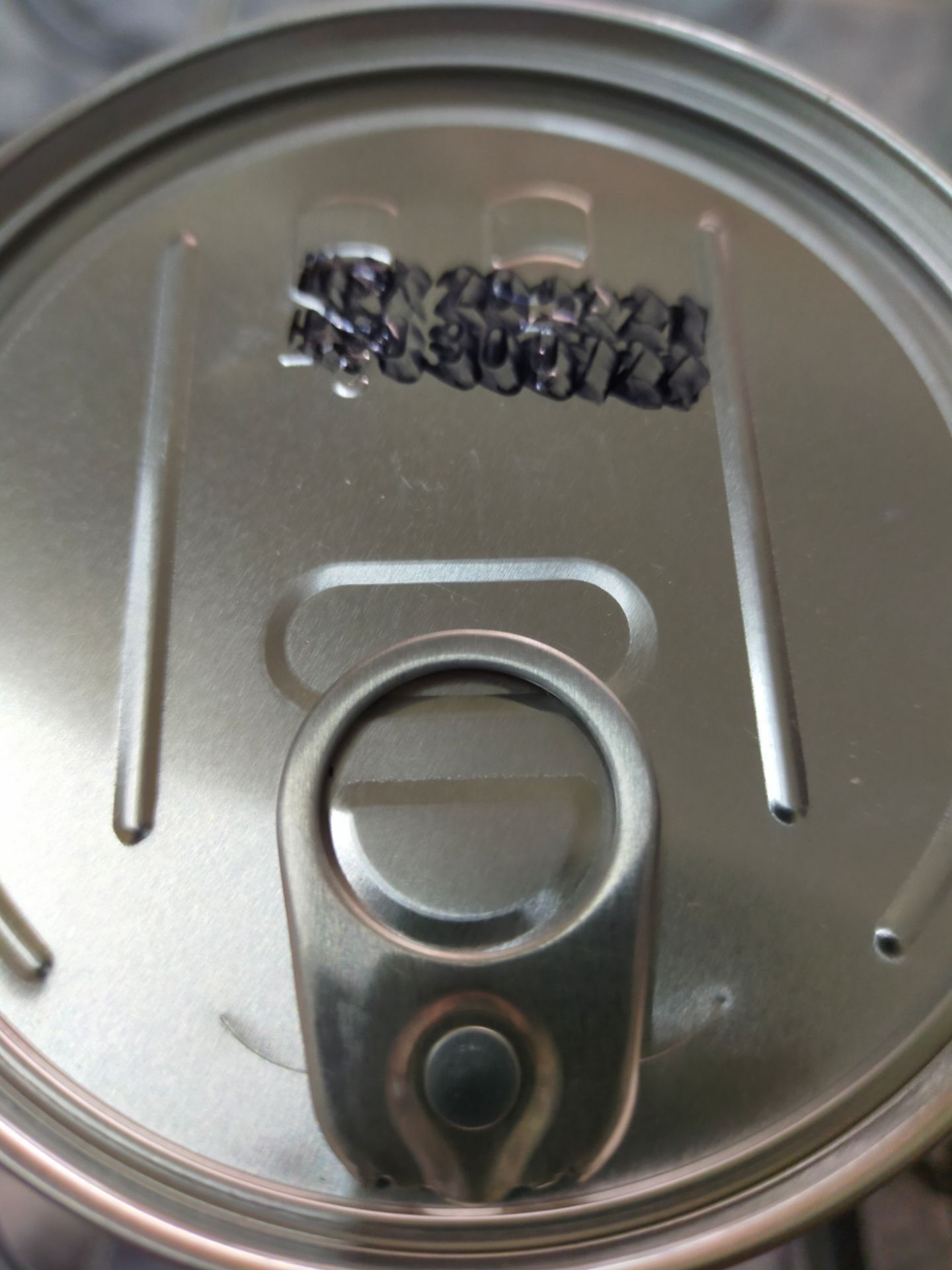 Giao thiếu sản phẩm. Hộp móp méo nhiều. Hộp size k đồng đều. Có hộp còn k có hạn sử dụng. Hộp có hạn sử dụng thì nhoè k đọc đc.