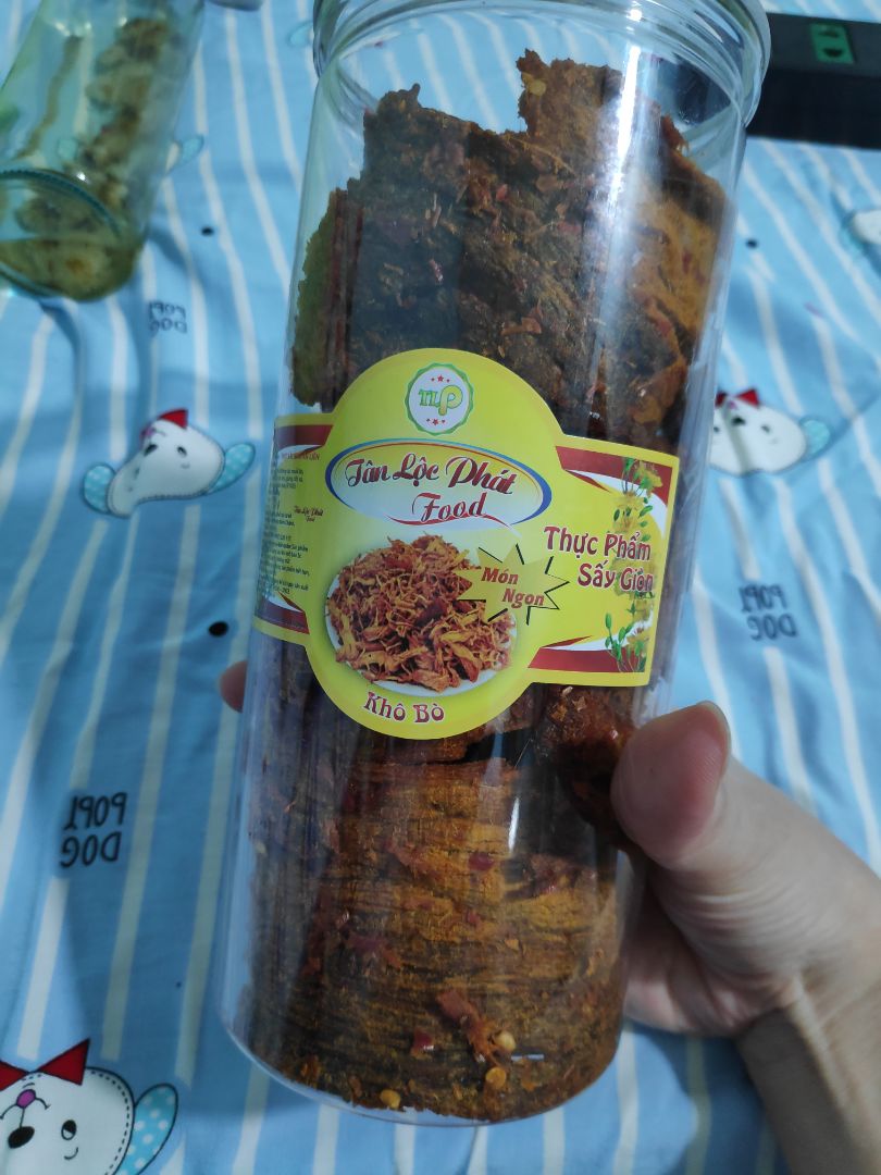 hàng giống như hình. tuy nhiên ăn khô này mềm mềm và vị của nó có vẻ như bị hôi ê. nói chung là ko ưng lắm.