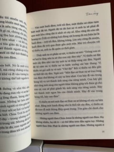 Sách hay, có thời gian, hay làm người thích đọc sách, thì đây là sách, các bạn nên xem qua ít nhất 1 lần