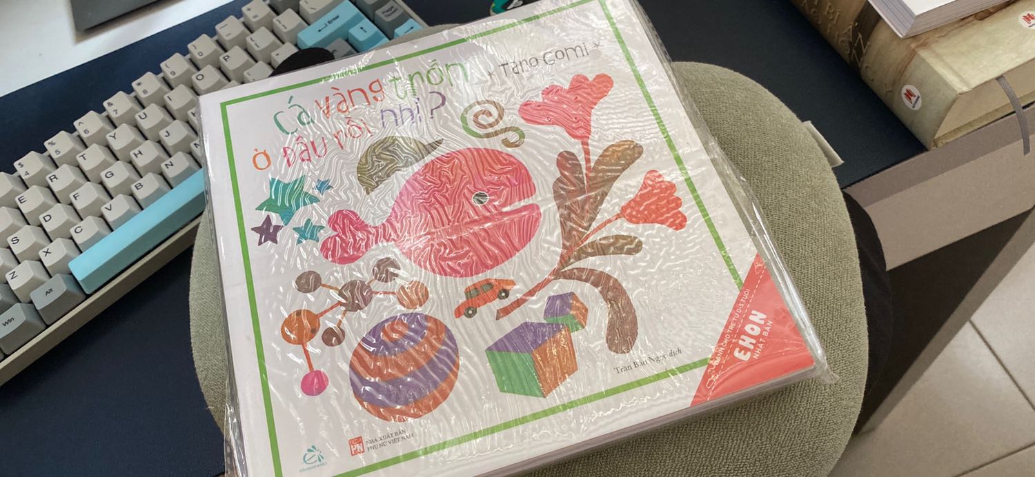 Giao hàng nhanh, đóng gói sản phẩm tốt ạ.
Sách này bé nhà mình rất thích