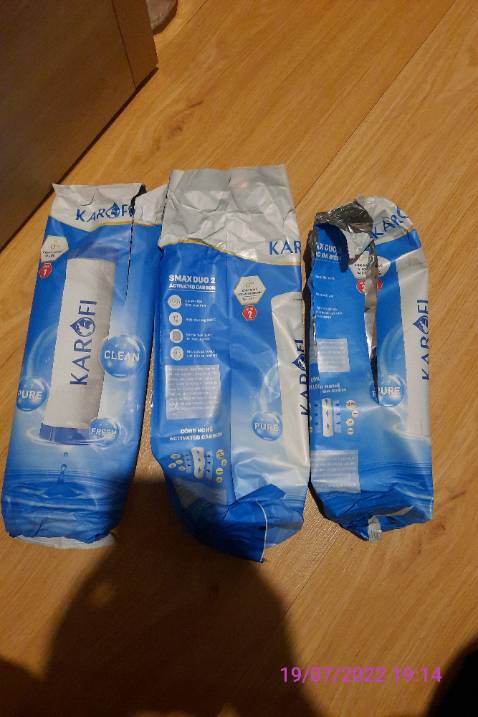 Bao bì lõi không có mã cào xác nhận qua tin nhắn *** như trước kia, chỉ còn mã QR rất dễ sao chép nên không biết có phải chính hãng không. Quét mã QR bằng *** bị lỗi, quét không ra, phải dùng app của điện thoại quét mới ra. Bao bì lõi không có mã cào xác nhận qua tin nhắn *** như trước kia, chỉ còn mã QR rất dễ sao chép nên không biết có phải chính hãng không. Quét mã QR bằng *** bị lỗi, quét không ra, phải dùng app của điện thoại quét mới ra.