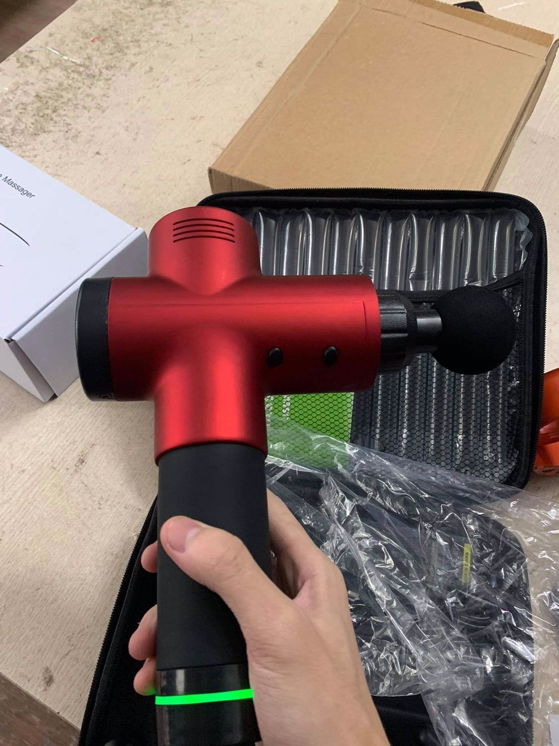 Mình đã mua rất nhiều sản phẩm của shop. Thật sự lần nào cũng ưng ý. Sản phẩm chất lượng, dễ sử dụng ạ. Shop tư vấn rất nhiệt tình. Mới dùng lần đầu tiên thôi mà cảm giác đau nhức ở vai gáy giảm hẳn. Sẽ ủng hộ shop dài dài ạ. Cảm ơn shop ❤️❤️❤️