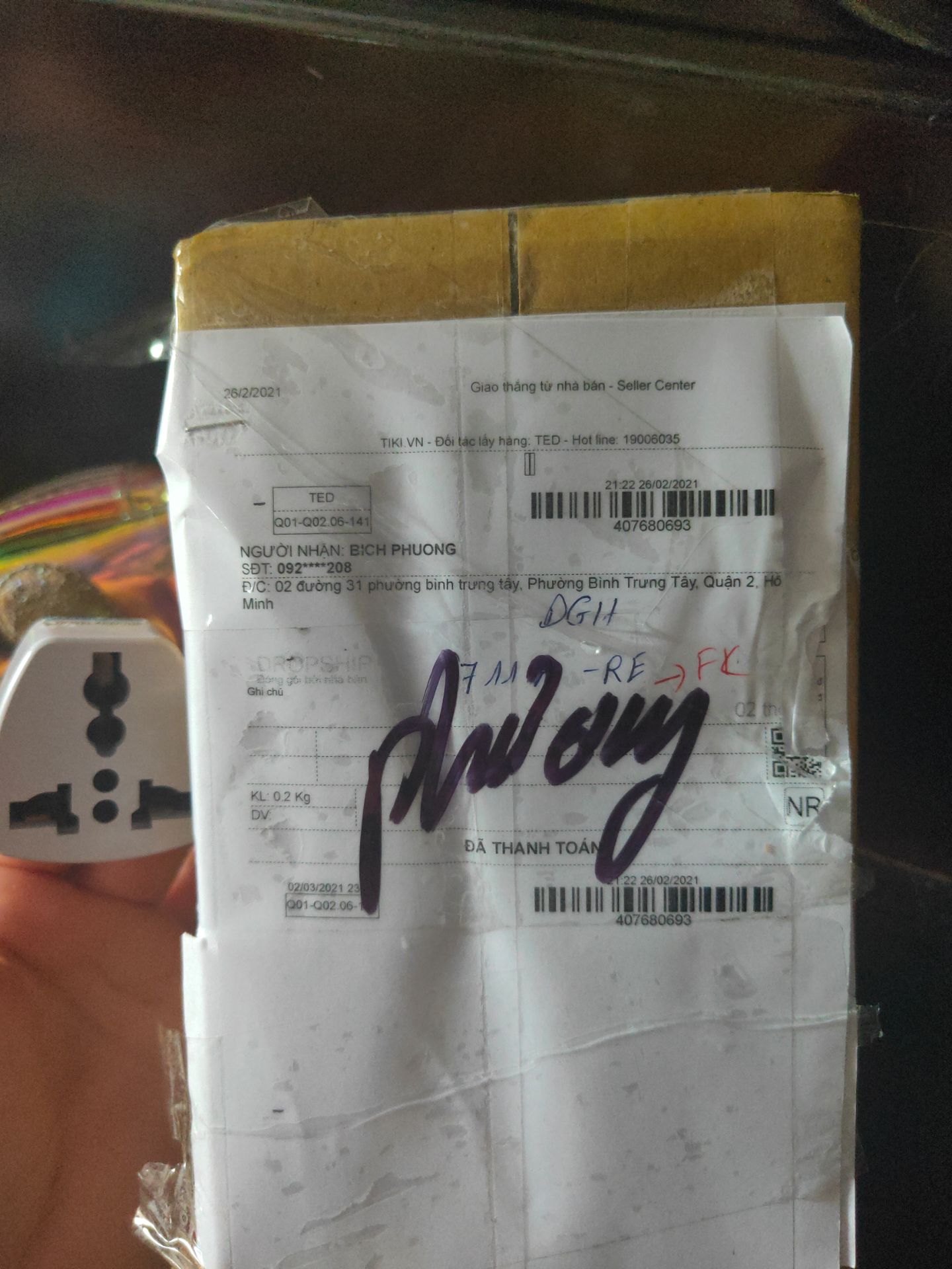 *** đảo. mua mũ hấp tóc lại giao cho cái cốc sạc. mong tiki giải quyết đơn này mình thanh toán r ms nhận