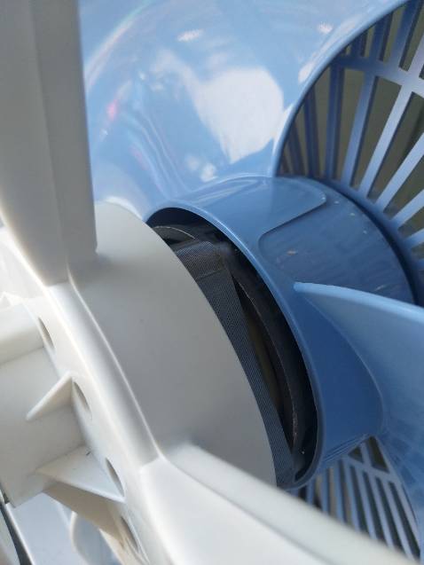 Mua quạt mới ,lại bán quạt đã qua sữa chữa