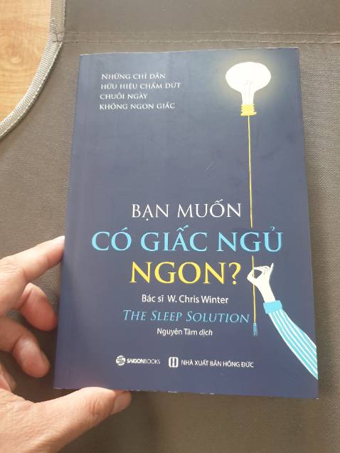 Nội dung hay. Đọc xong tuy không giup mình trị dứt chứng khó ngủ, nhưng đúng là mở mang tầm hiểu biết.