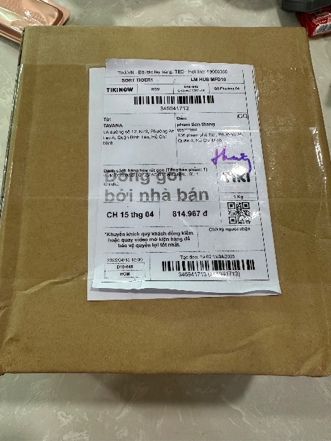 Máy bơm này đúng là chân ái, nhỏ gọn, dễ sử dụng, chất lượng đúng như shop mô tả. Shop uy tín, tư vấn nhiệt tình, mua hàng còn đc tặng quà nữa. Thanks shop, mình sẽ quay lại ủng hộ tiếp.