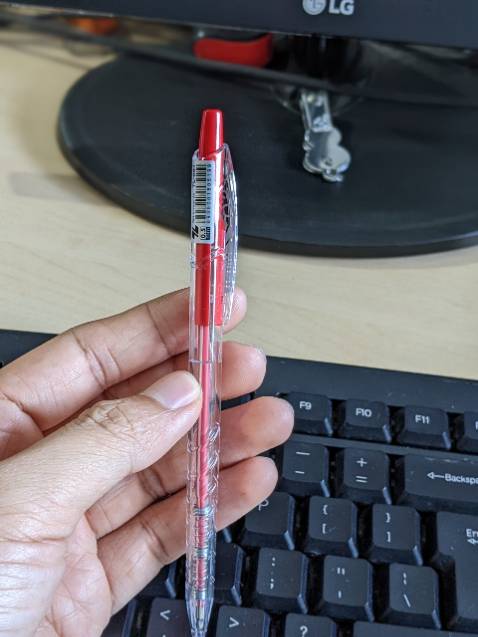 Viết ok, chính hãng Thiên Long, Fahasa giao nhanh, đóng gói rất đẹp và cẩn thận luôn.