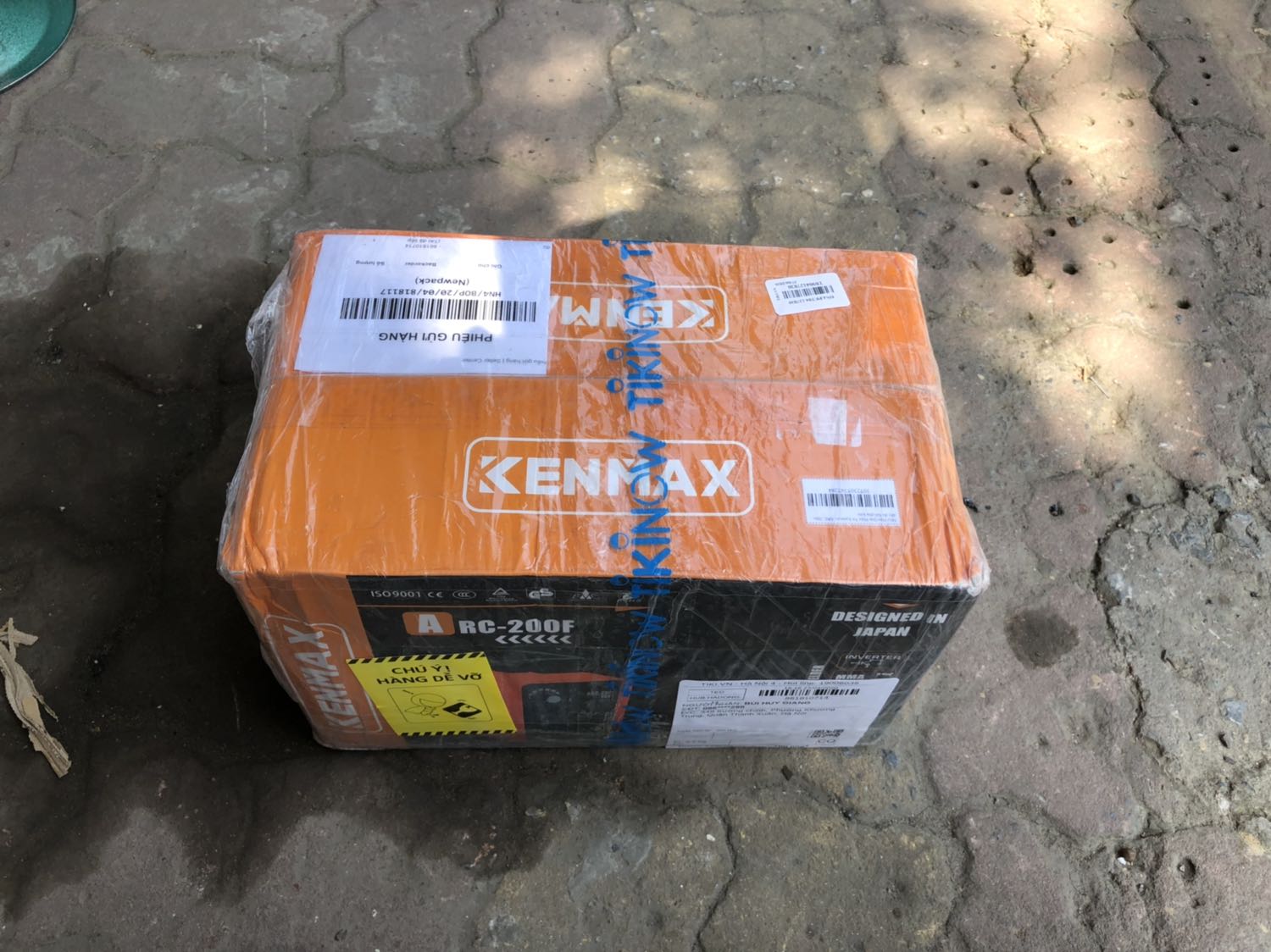 Máy hoạt động ổn định, nhỏ gọn thiết kế đẹp, Tiki đóng gói và giao hàng khá ưng ý.
Sẽ tiếp tục ủng hộ shop trong tương lai.