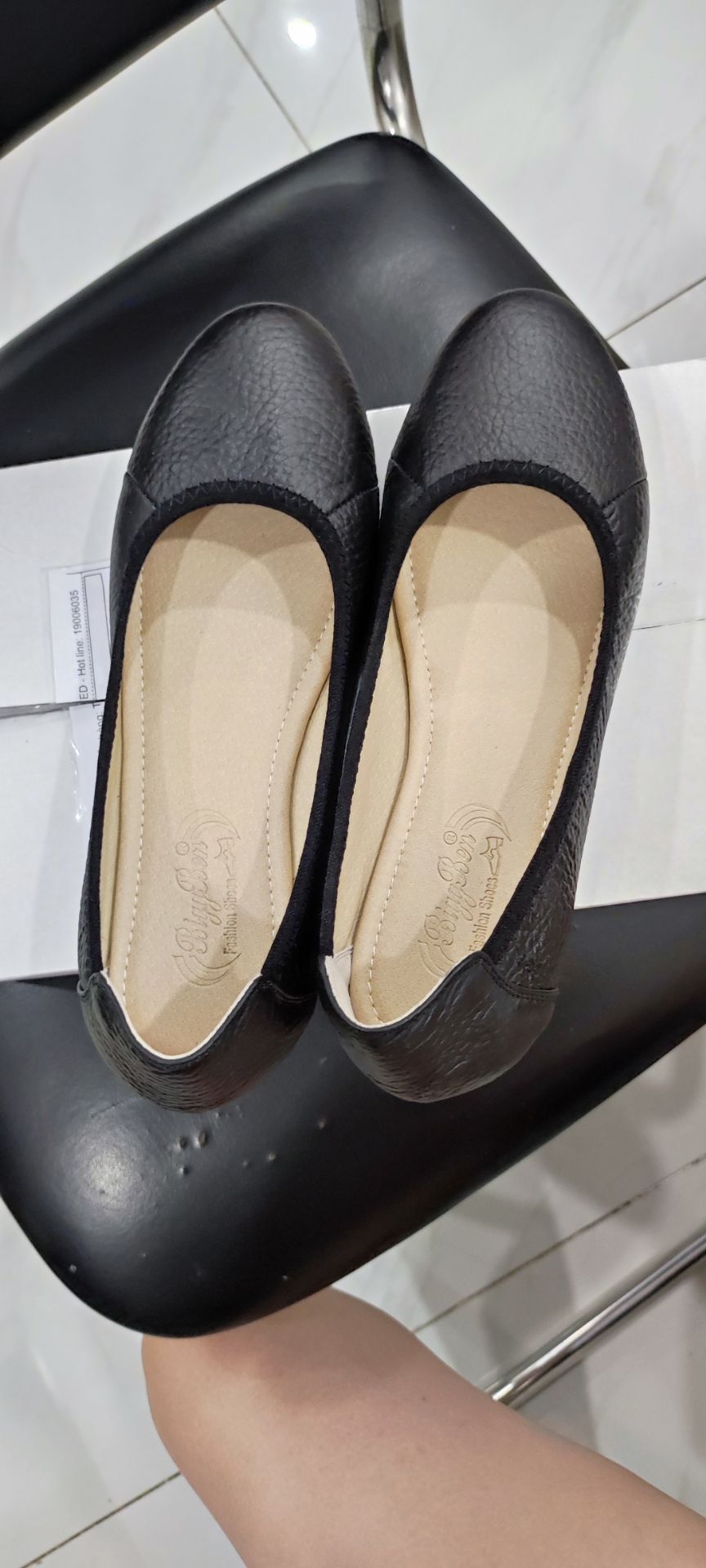 shop giao hàng như hình. Mang thử êm chân. shop giao hàng như hình. Mang thử êm chân.