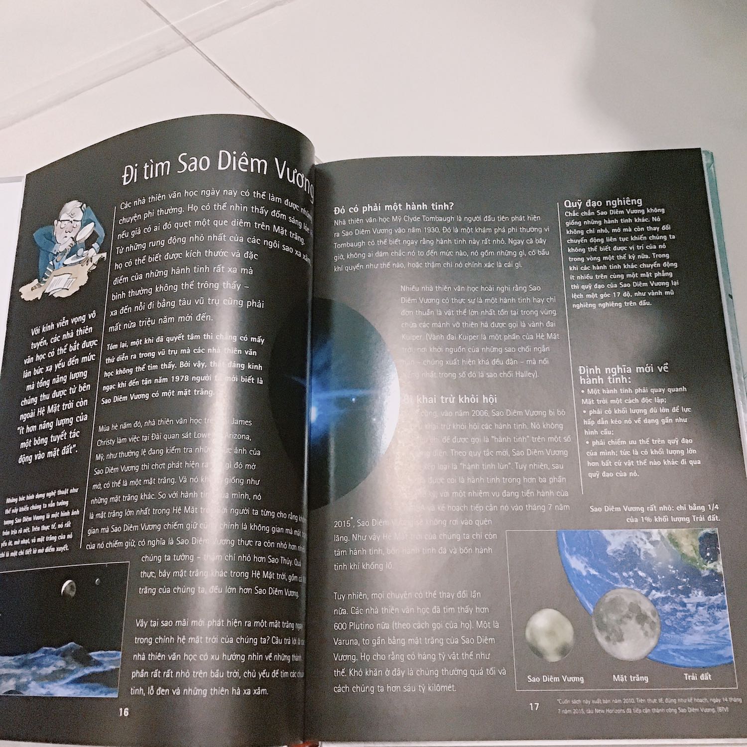 mình không ngờ cuốn này to v. Màu sách phối đẹp mà hình minh hoạ cũng đẹp nốt. Đáng đồng tiền bát gạo ghê.
Giao hàng đúng hẹn. ?