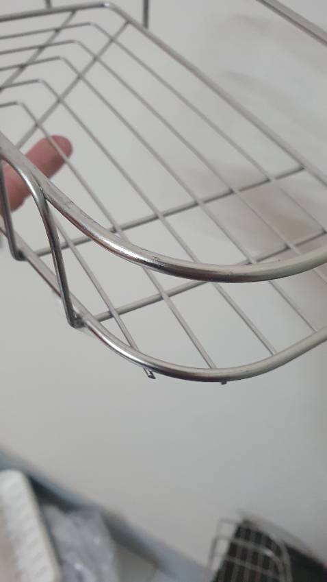 Sản phẩm ổn trong tầm giá, mà ko ưng lắm sản phẩm gọi là có hiệu nhưng đóng gói như hàng lô quấn băng keo dính dình phải chà mệt. Cái nhận đc thì hơi lỗi, xém xước tay, phải mài lại chỗ lòi mép.