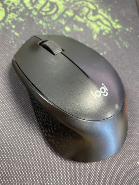 Đã dùng một thời gian. Thấy gọn nhẹ click êm