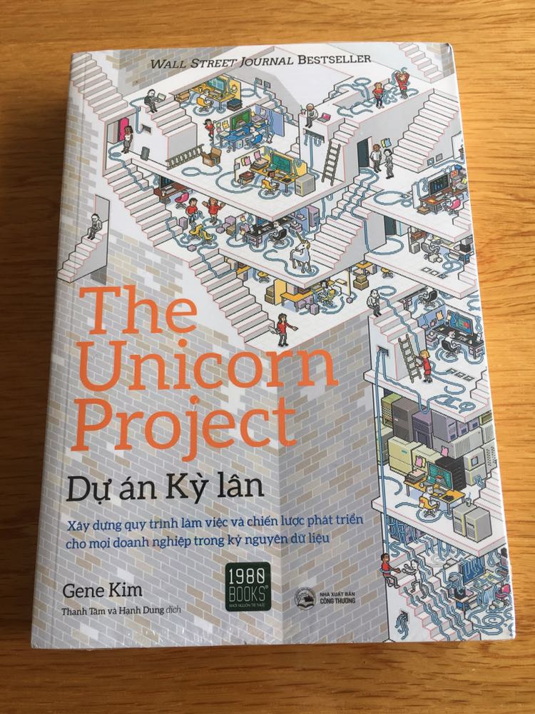 Tiki giao hàng nhanh chóng như ngày nào đặt mua sách! Sách mới tinh và được bọc khá cẩn thận, chưa dám khui ra đọc luôn.