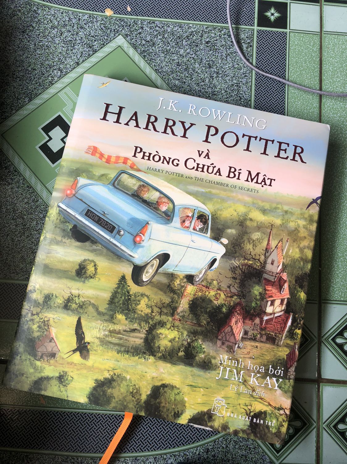 giao hàng rất nhanh, đóng gói cẩn thận, truyện không bị hư hại, rất đẹp, nói chung là thích lắm🥰