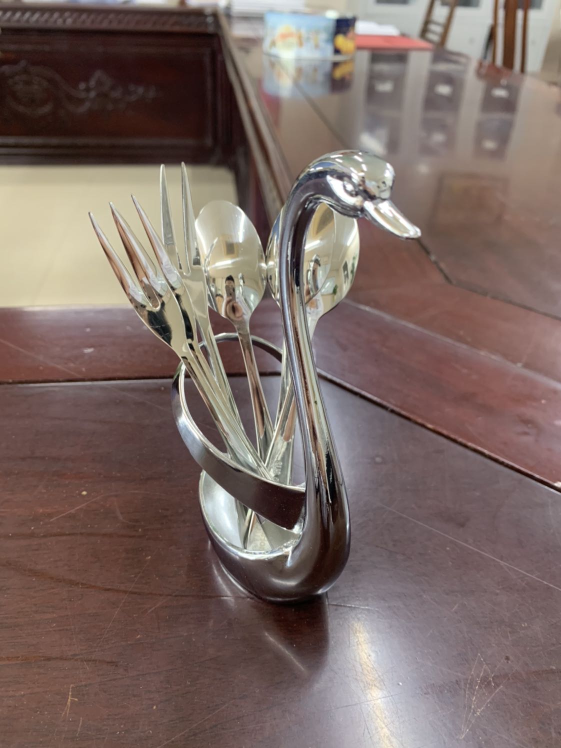 Ban đầu trước khi mua mình cảm thấy lo ngại sợ sảm phẩm ko như ý. Nhưng khi nhận thấy rất ổn ưng ý. Độ hoà thiện 8-9/10.