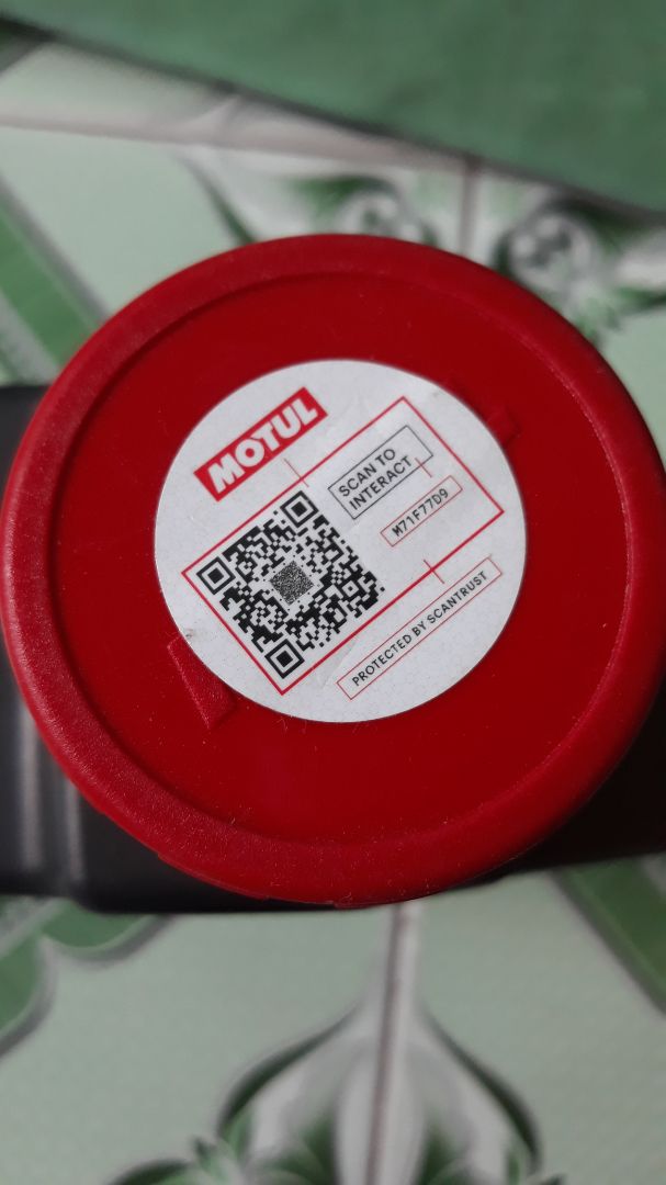 Hàng đến trước hẹn và số seri đúng như trên hộp nhớt.Nhưng đống gói còn sơ sài.