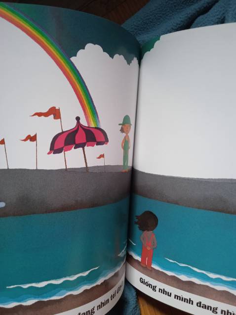 Đóng gói kỹ nha shop này rất dễ mua tư vấn nhiệt tình.sách đúng mẫu nha sách hay k có j chê