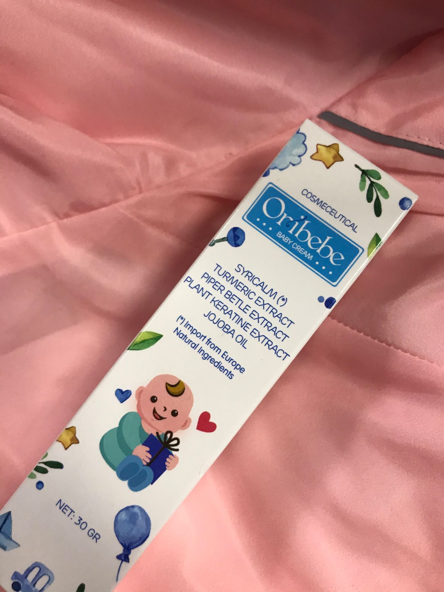 Với kem em bé riêng mình rất kén chọn, mình đã tìm hiểu và dùng thử nhiều loại rồi tuy nhiên vẫn ưng loại này nhất, kiểu dịu nhẹ an toàn nên mình sẽ tiếp tục ủng hộ